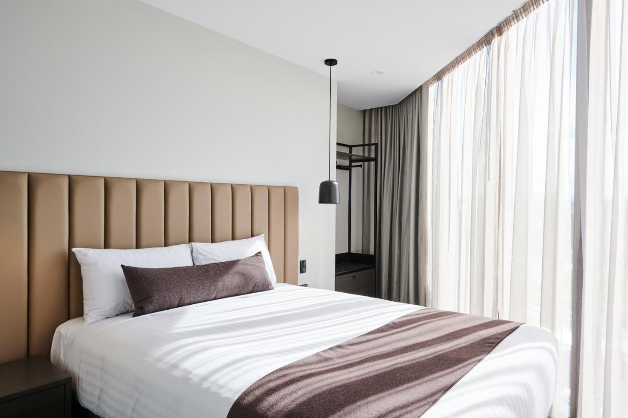 Abode Belconnen Hotel Canberra Buitenkant foto